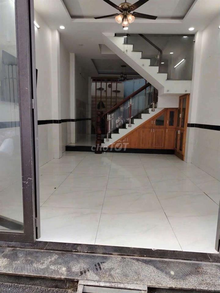 cho thuê nhà 4x13 đúc 2 lầu hẻm 213đường số 28 Gò Vấp gần chợ An nhơn
