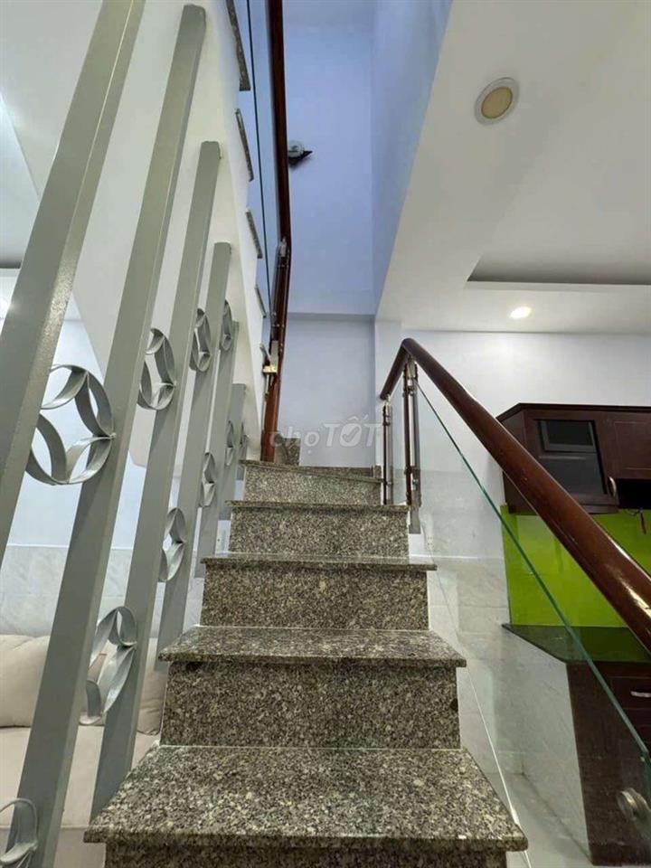cho thuê nhà hẻm thông xe tải 1/ thống nhất p16 gò vấp 4.3x14m tiện kd