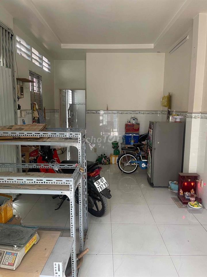 Hẽm xe hơi đói diện bệnh viện 175 đường Nguyễn Kiệm nhà 2 mặt tiền