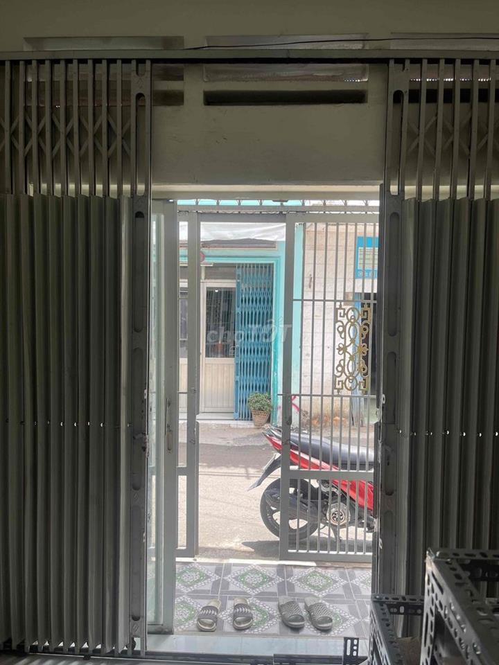 Hẽm xe hơi đói diện bệnh viện 175 đường Nguyễn Kiệm nhà 2 mặt tiền
