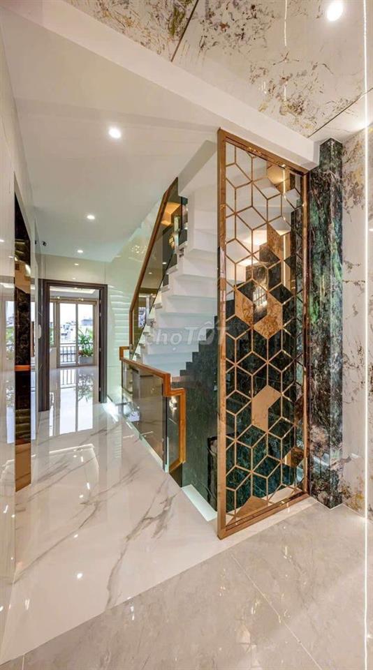 Gò Vấp-nhà đẹp 6 tầng thang máy-điện NLMT,ô tô vào nhà 19,6 