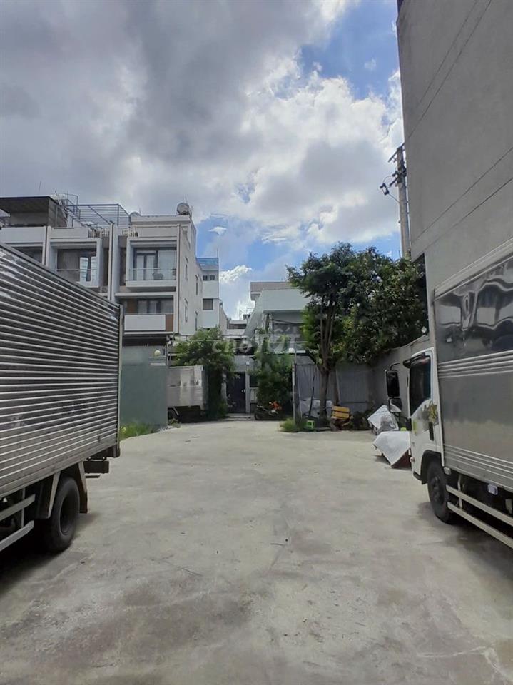 Đang Gấp ! 1.127m2 đất Quốc Lộ 13 gần Vạn Phúc - giá thương lượng mạnh