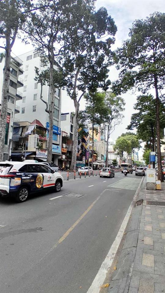 BÁN NHÀ MT  NGUYỄN THỊ MINH KHAI, Q3 – 4x22M, TRỆT 3 LẦU – 35 TỶ