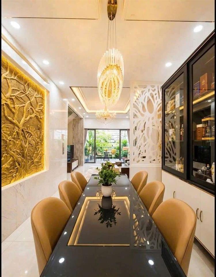 Bán nhà Bàu Cát 1 hầm lửng 4 lầu 10 phòng 26,6 tỷ