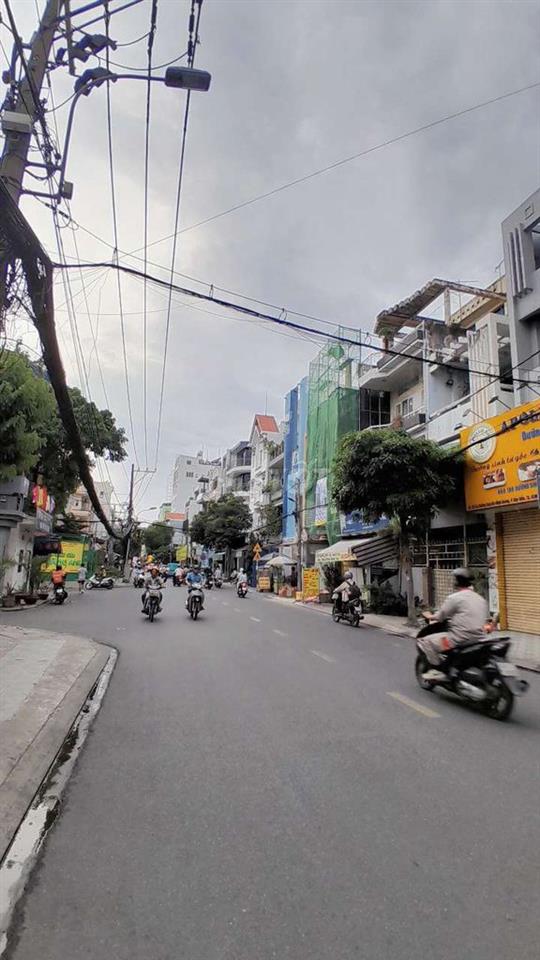 Bán nhà 57 Nguyễn Minh Hoàng 5x17m, 5 tầng 27 tỷ TL