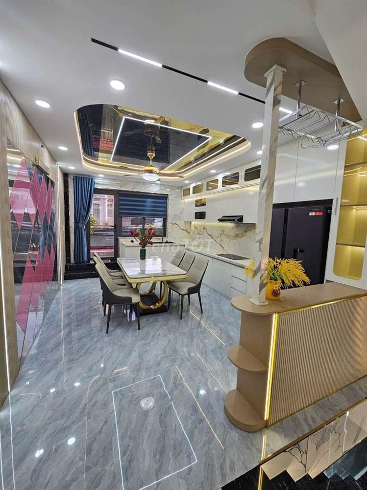 BÁN NHÀ ĐẸP QUẬN 12 – 4x20M – TRỆT, LỬNG, 3 LẦU – FULL NỘI THẤT MỚI