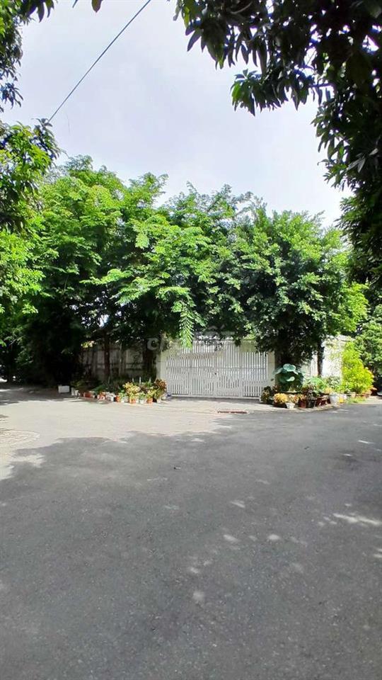 Bán lô đất biệt thự hai mặt tiền đường Bình Lợi