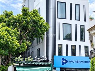 Cho thuê tòa nhà 8x20m, hầm trệt 4 lầu 120 triệu
