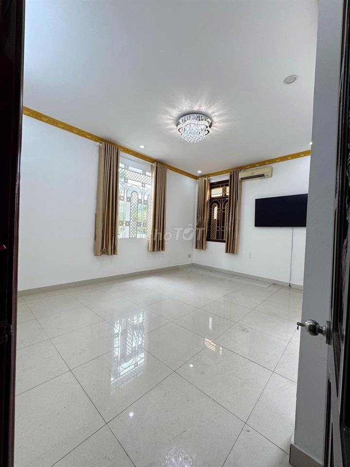 Bán hoặc đổi Vàng BIỆT THỰ HUY HOÀNG SALA Căn Góc 2 Mặt Tiền 
