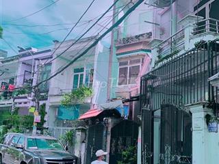 Bán Nhà hẻm Xe Tăng mà giá xe máy Đang cho thuê 40tr/Tháng