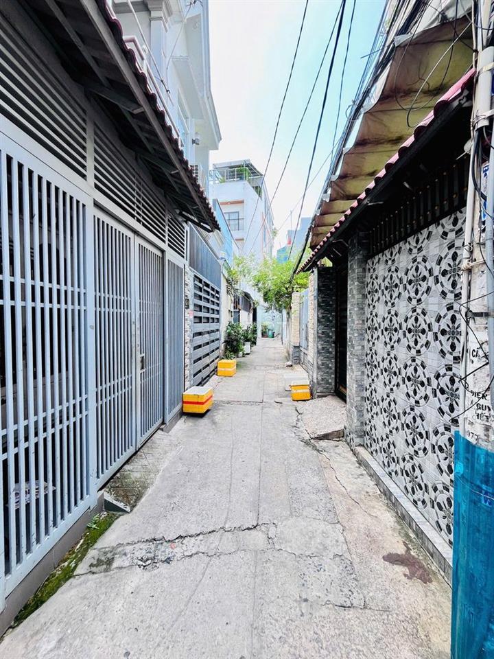 NHÀ NGUYÊN CĂN MỚI SHR 100% THỔ KHÔNG VƯỚNG QUY HOẠCH DỌN VÀO Ở NGAY