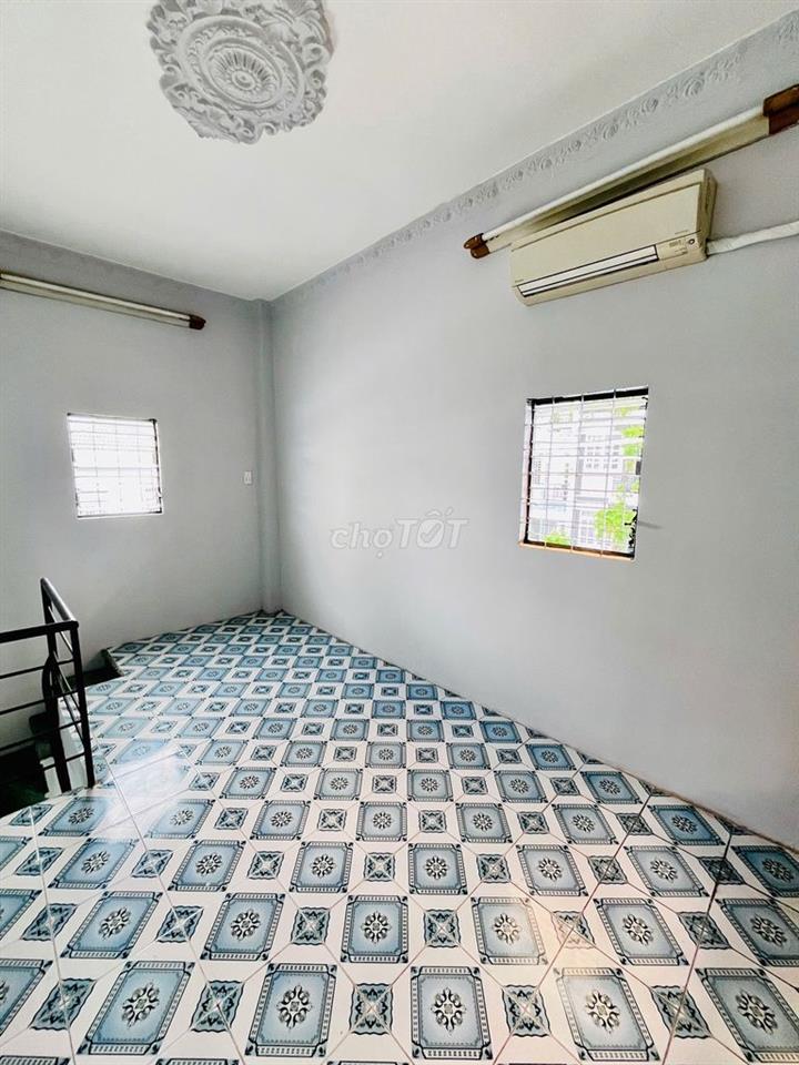 NHÀ NGUYÊN CĂN MỚI SHR 100% THỔ KHÔNG VƯỚNG QUY HOẠCH DỌN VÀO Ở NGAY