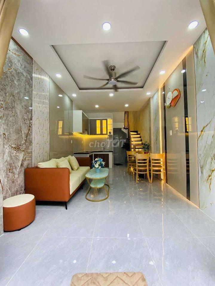 CẦN SOS GẤP