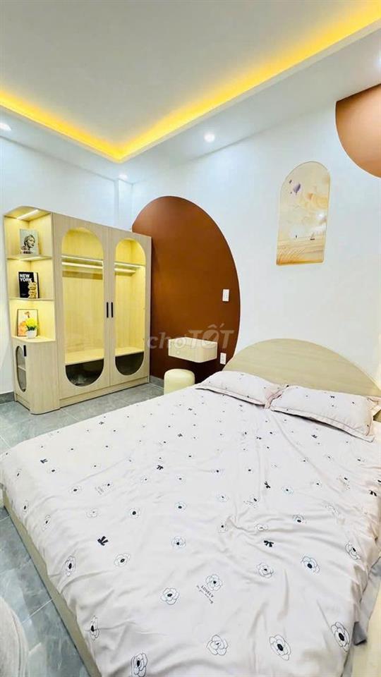 BÁN NHÀ GẤP ĐƯỜNG NGUYỄN THÁI SƠN - GÒ VẤP, SỔ HỒNG RIÊNG 