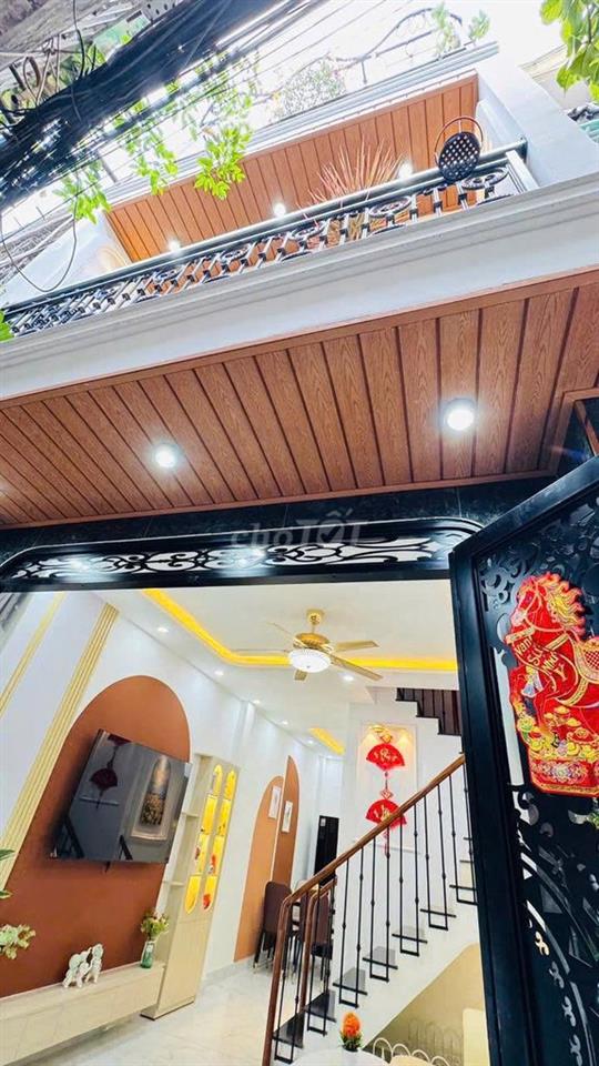 BÁN NHÀ GẤP ĐƯỜNG NGUYỄN THÁI SƠN - GÒ VẤP, SỔ HỒNG RIÊNG 