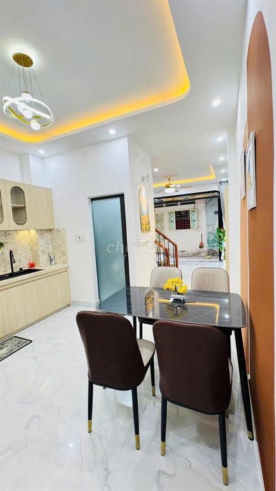 BÁN NHÀ GẤP ĐƯỜNG NGUYỄN THÁI SƠN - GÒ VẤP, SỔ HỒNG RIÊNG 