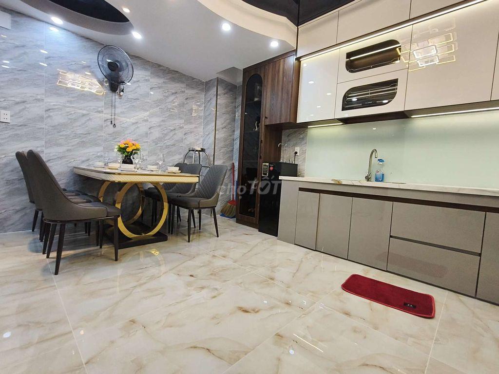 nhà sát mặt tiền đường 4tầng full nội thất: 5*10