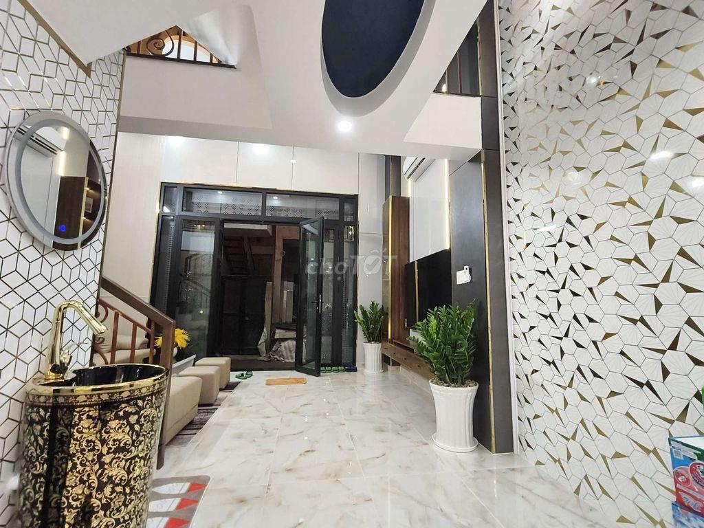 nhà sát mặt tiền đường 4tầng full nội thất: 5*10