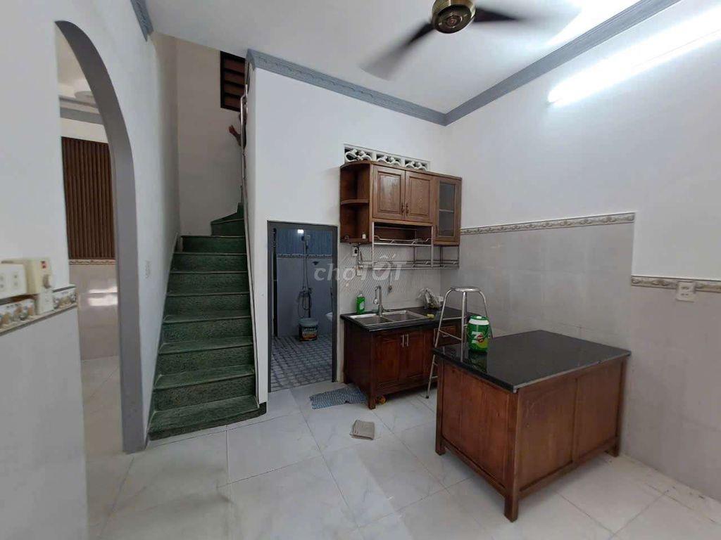 Nhà trệt lầu hẻm xe hơi 7*6: 4.6ty tl