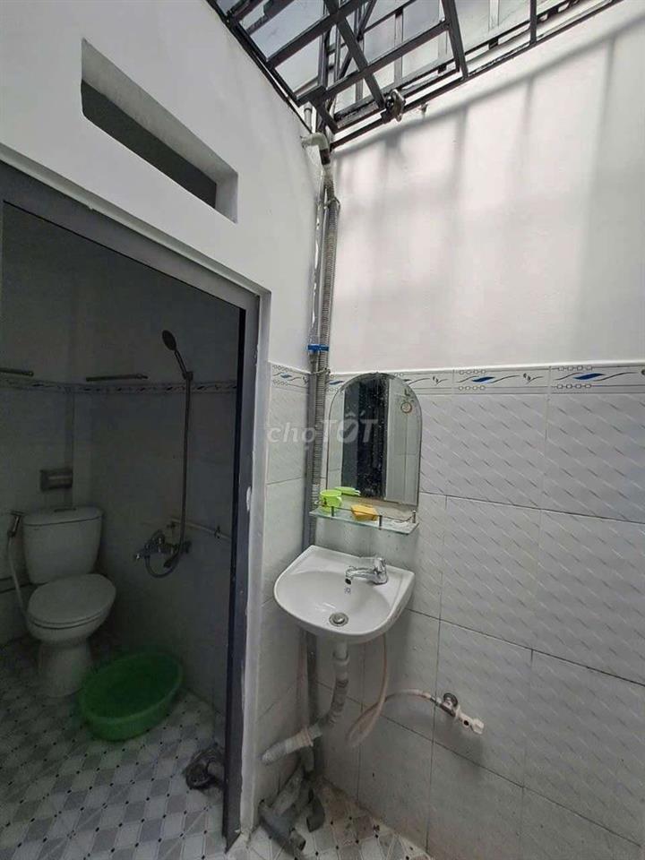 Nhà trệt lầu hẻm xe hơi 7*6: 4.6ty tl