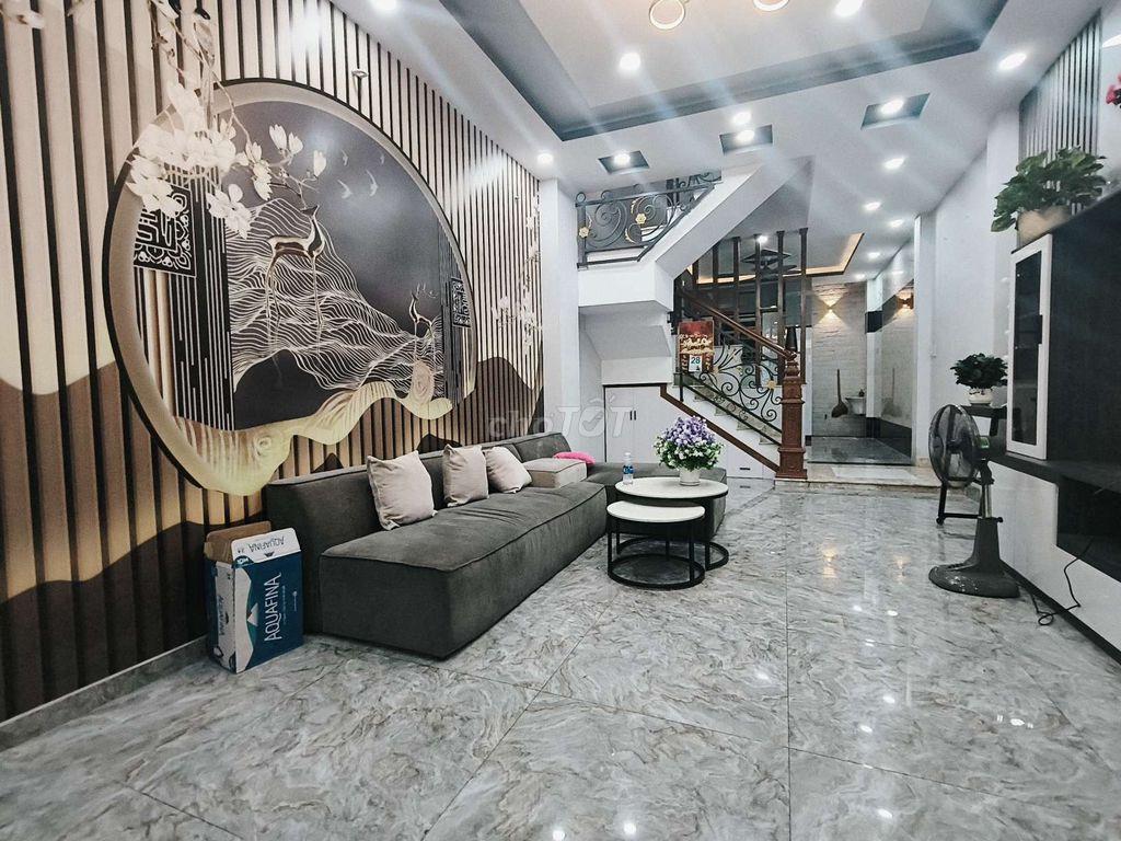 bán nhà 4 tầng : 8.9ty tl