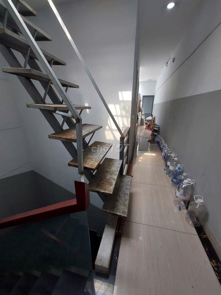 NHÀ MẶT TIỀN NGUYỄN OANH, KINH DOANH VÀ PHÒNG TRỌ
