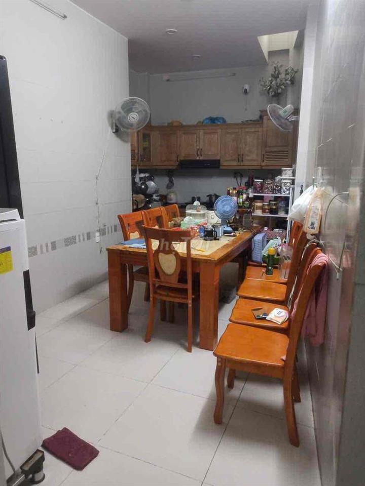 Cần bán nhà Lương Ngọc Quyến