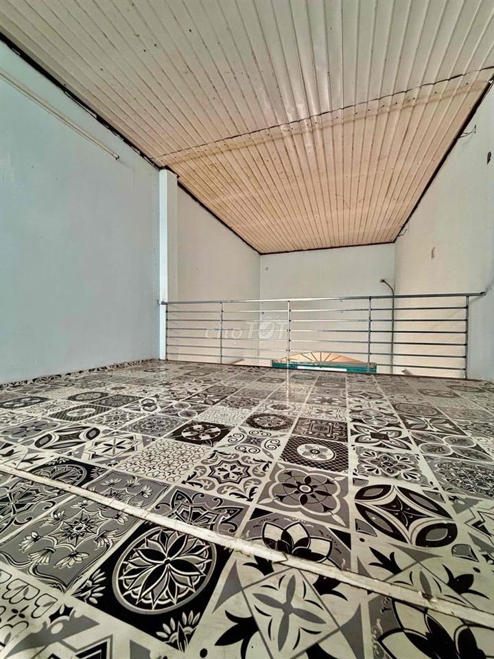 Cho thuê nhà 2 tầng- 4x15M- Hẻm xe hơi - Phạm Văn Chiêu - gò vấp