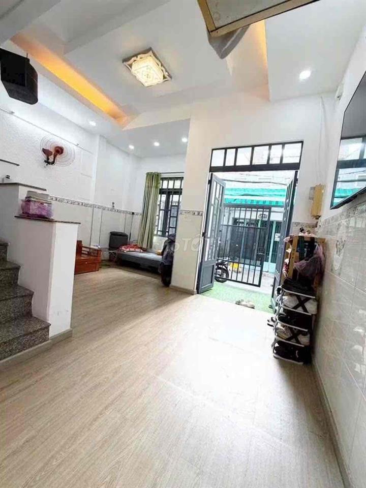 nhà 5x10M - 3tang - Hẻm xe hơi 4M - Trần Thị Trọng - Tân bình