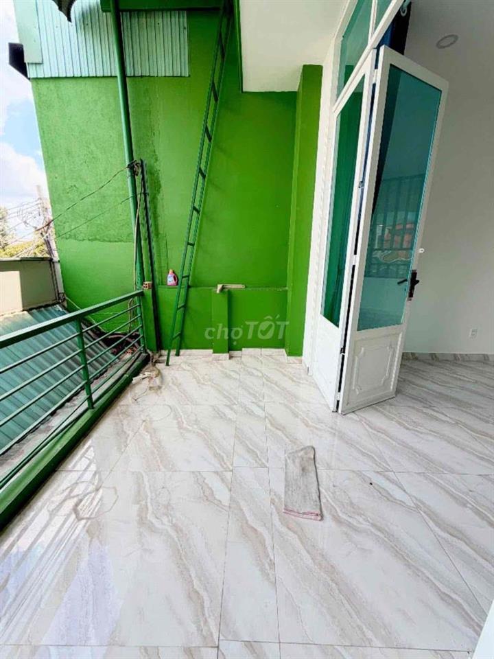 cho thuê nhà mặt tiền 2 tầng - 4.6x17M - gần Trường Chinh - Tân Bình