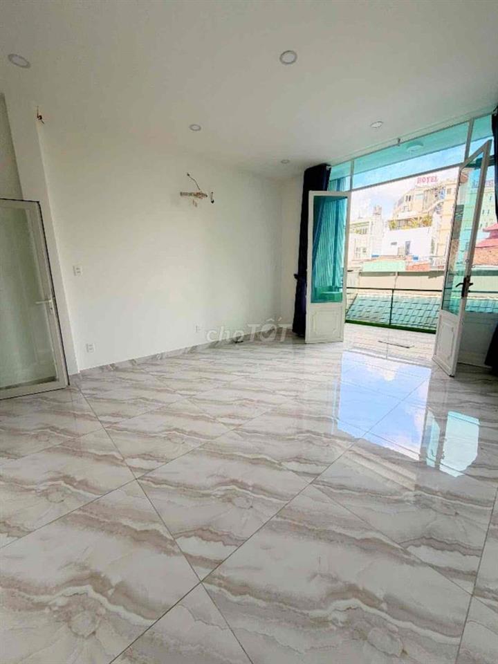 cho thuê nhà mặt tiền 2 tầng - 4.6x17M - gần Trường Chinh - Tân Bình