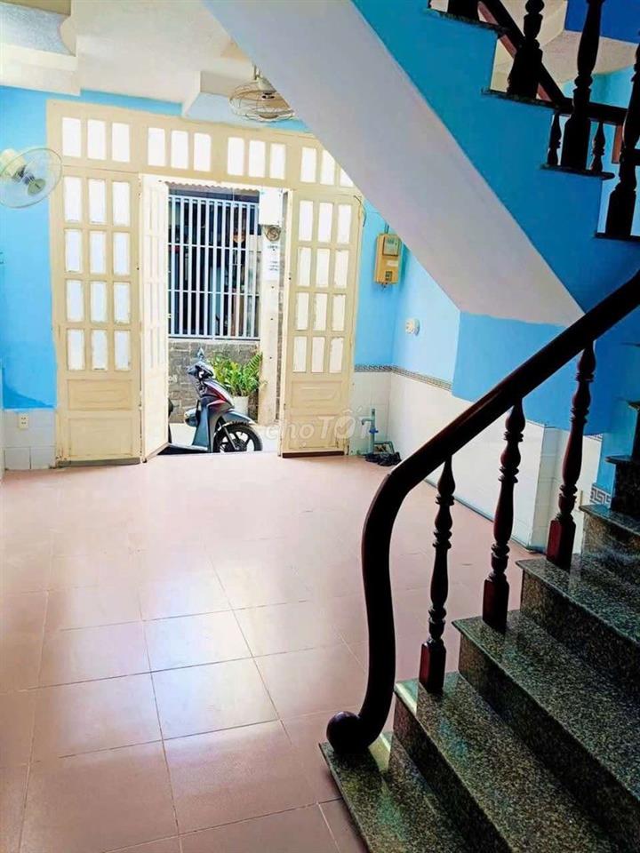 Gò vấp Hẻm xe hơi 2 tầng  chỉ 3 tỷ 