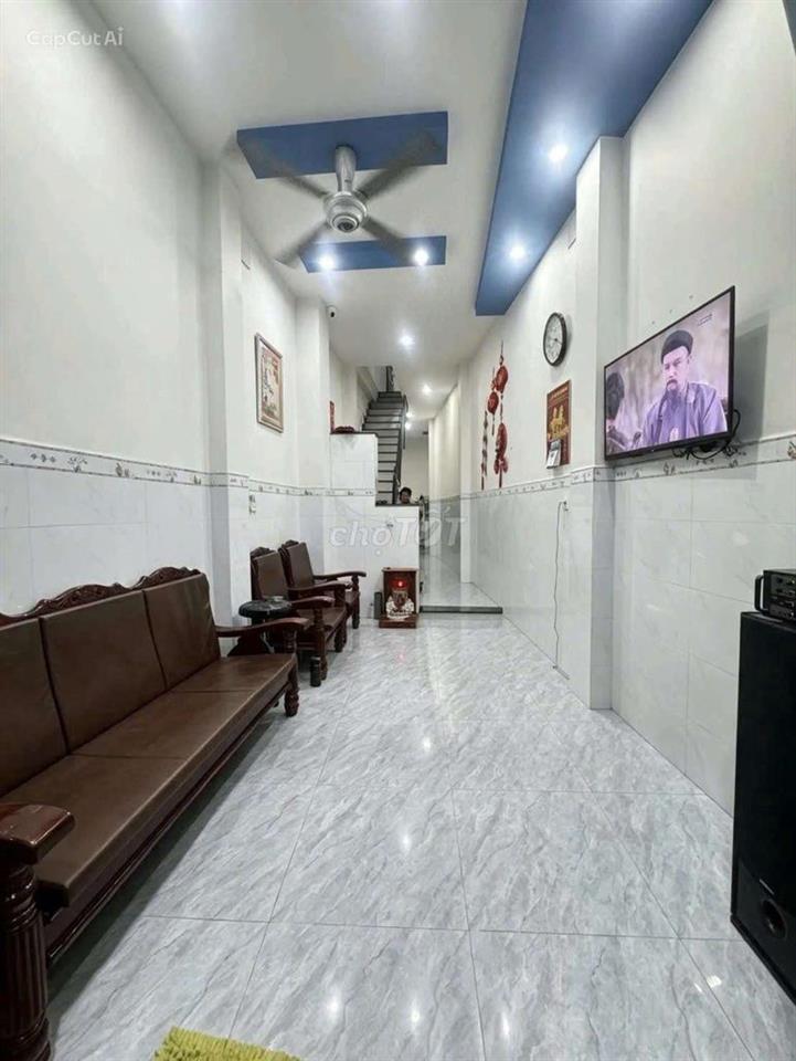 Hẻm xe hơi , 4 tầng mới tinh chỉ 3,x tỷ 