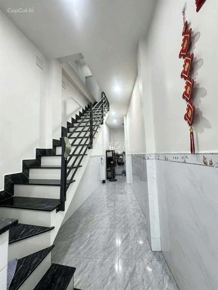 Hẻm xe hơi , 4 tầng mới tinh chỉ 3,x tỷ 