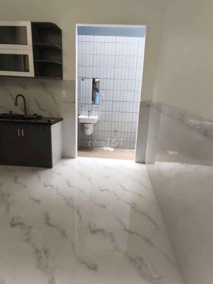hẻm  ô tô ,3 tầng ,68 M2 chỉ 4,3 tỷ 