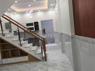 hẻm  ô tô ,3 tầng ,68 M2 chỉ 4,3 tỷ 