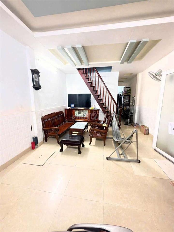 Tân Bình, nhà 2 tầng 50 M2 chỉ 3,x tỷ
