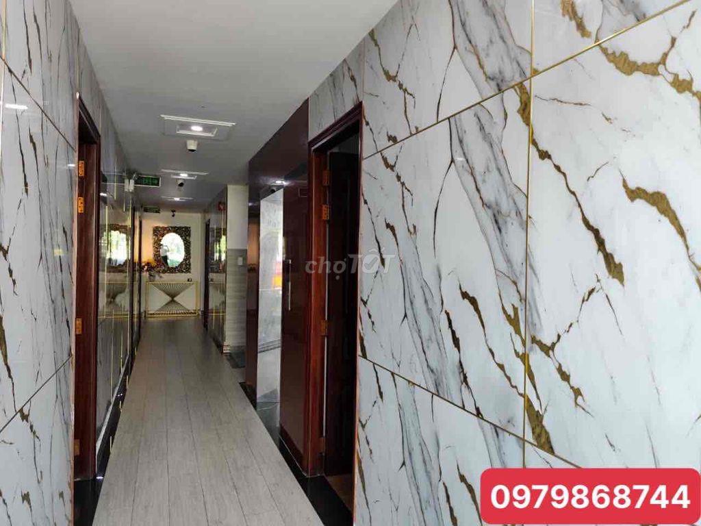 BÁN KHÁCH SẠN DÒNG TIỀN KHỦNG 2.4TỶ/NĂM - MẶT TIỀN GẦN DƯƠNG QUẢNG HÀM
