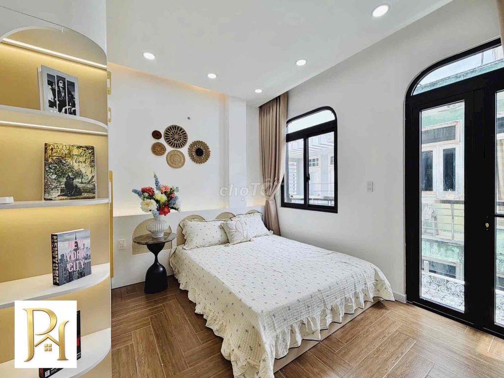 Nhà mới, 3 tầng, NT cao cấp, sát HXH, 4 pn, Phạm Văn Chiêu, 5.xT
