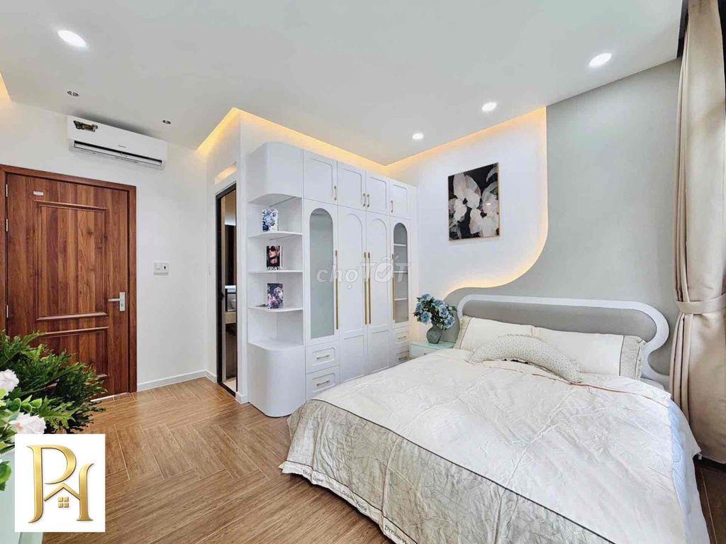 Nhà mới, 3 tầng, NT cao cấp, sát HXH, 4 pn, Phạm Văn Chiêu, 5.xT