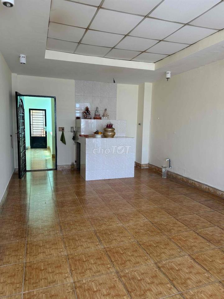 hẻm 656/74/ xe hơi vô nhà 14ty9 dt đất 198,7m2
