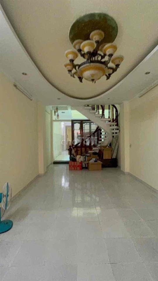hẻm 656/74/ xe hơi vô nhà 14ty9 dt đất 198,7m2