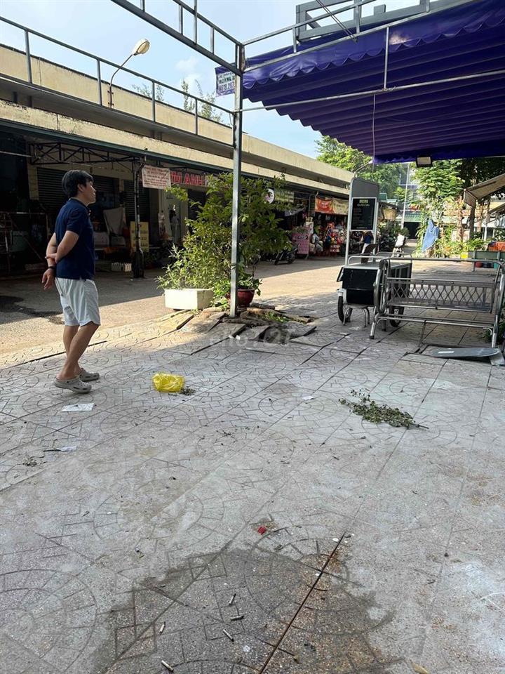 mt đẹp 8mx8m có3p ngủ kd mọi ngành 5ty9