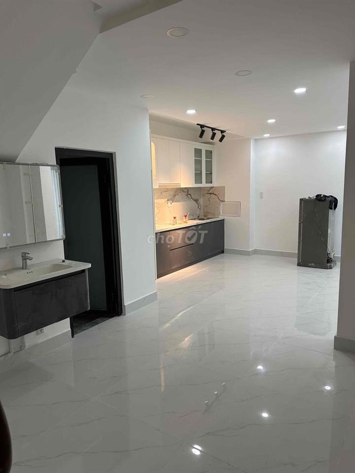 mt chợ da sà 8mx8m 1tret 1lầu 5ty9 3p ngủ