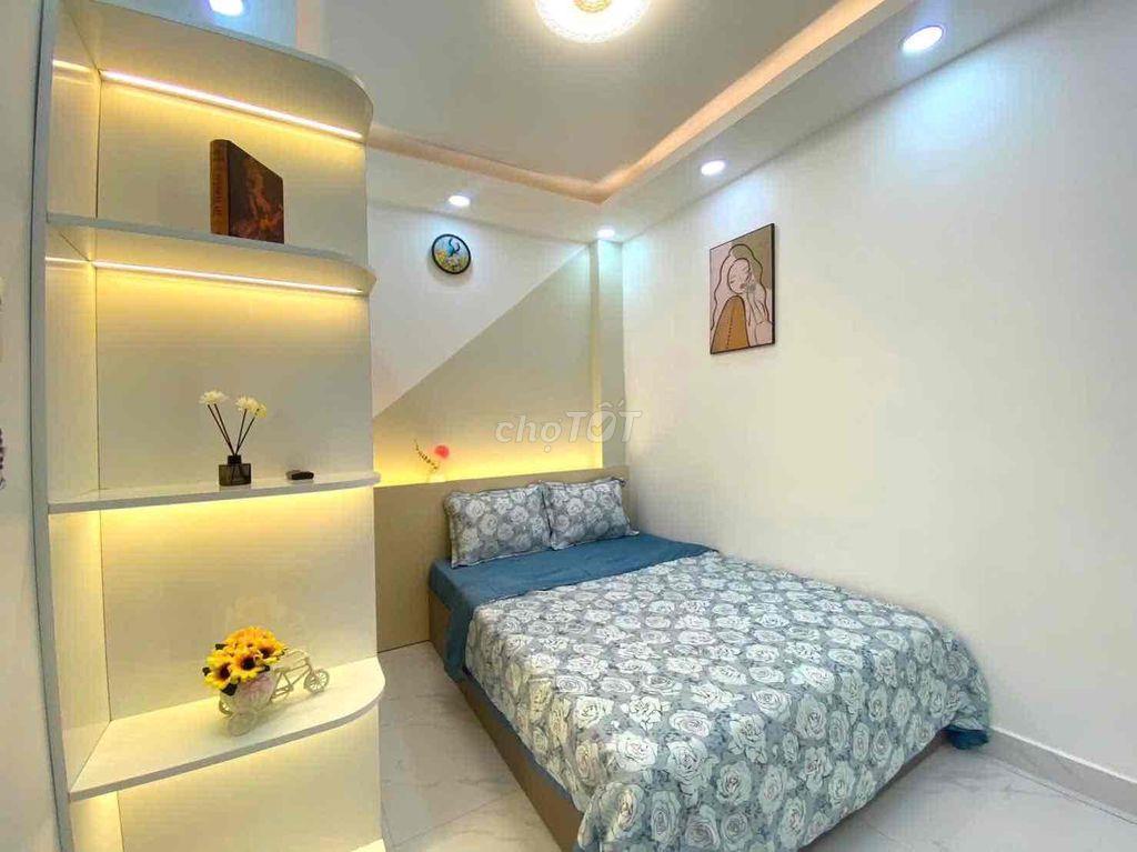 GIÁ 4,55 tỷ, Căn Nhà SHR 3 lầu Gò Vấp.