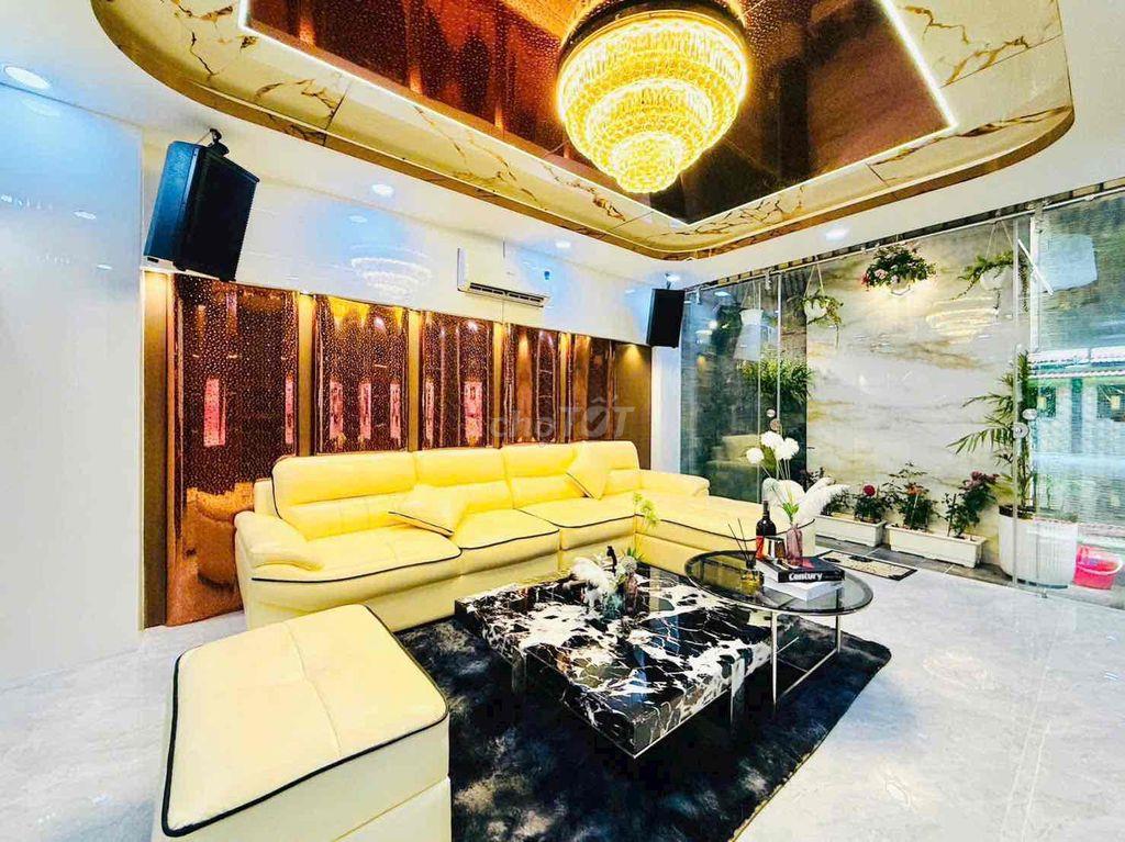 NHÀ PHỐ CÓ THANG MÁY PHƯỜNG 9