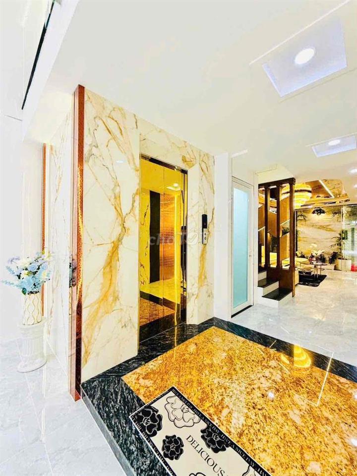 NHÀ PHỐ CÓ THANG MÁY PHƯỜNG 9