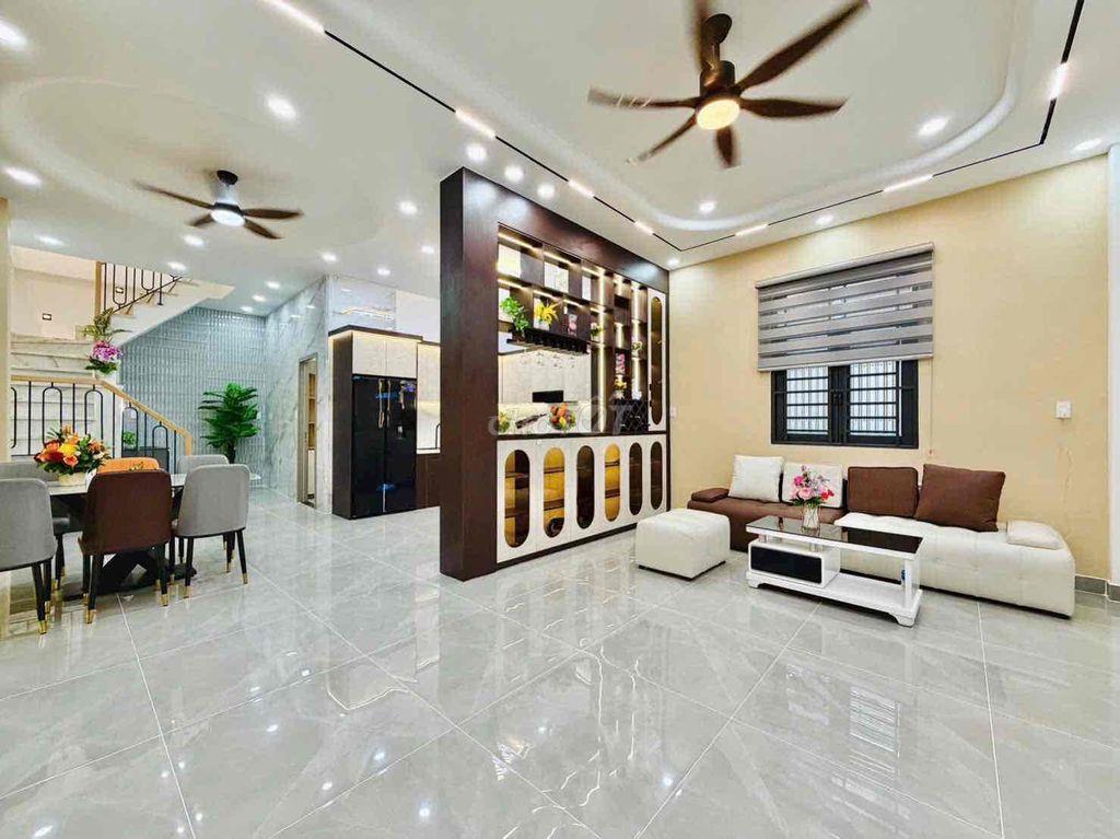 NHÀ BÁN ĐƯỜNG QUANG TRUNG.P8 GÒ VẤP