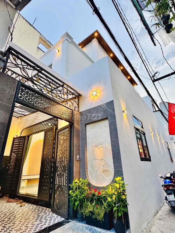 NHÀ BÁN ĐƯỜNG QUANG TRUNG.P8 GÒ VẤP