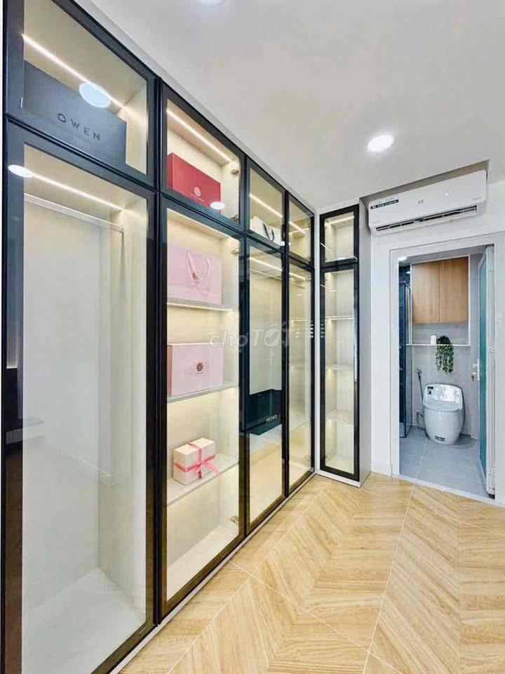 Nhà phố hẻm đường Nguyễn Kiệm . phường 3